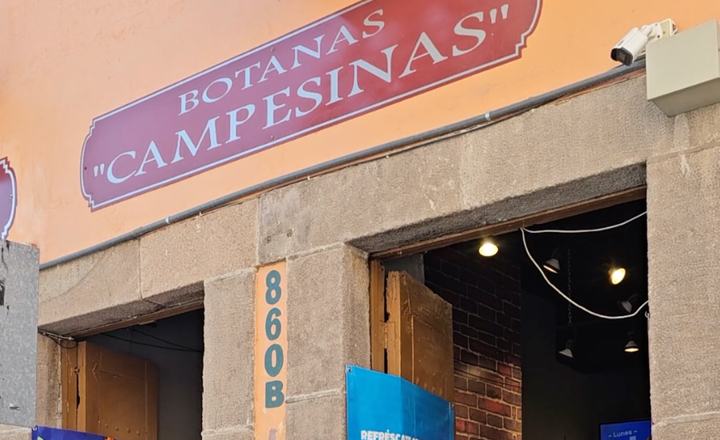 Entrada de Botanas Campesinas en Ignacio Zaragoza 860